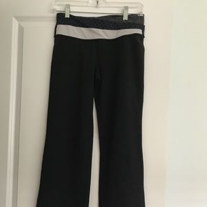 Lulu lemon yoga pants